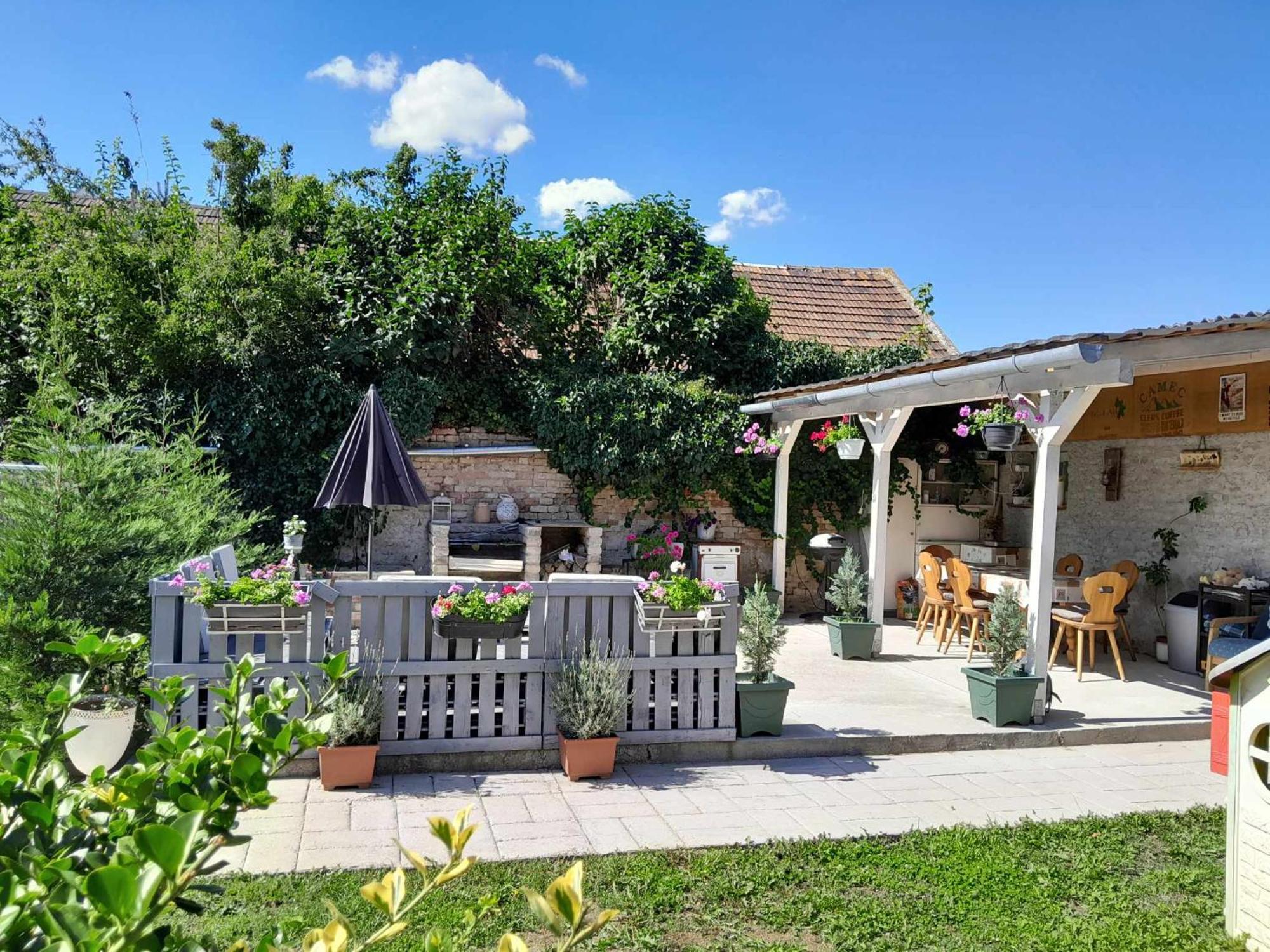 Edina Vintage Vendégház Mosonmagyaróvár Exterior foto
